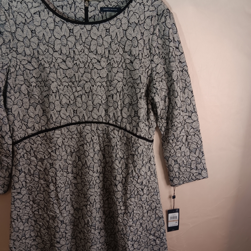 Tommy Hilfiger 🪞 Monochrome Floral Midi Dress - Picture 6 of 12